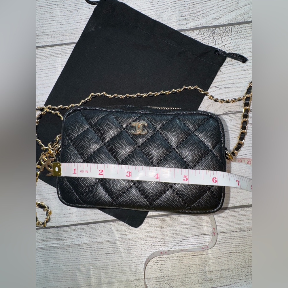 Chanel Makeup Bag crossbody purse chain CC black charm - Picture 6 of 9